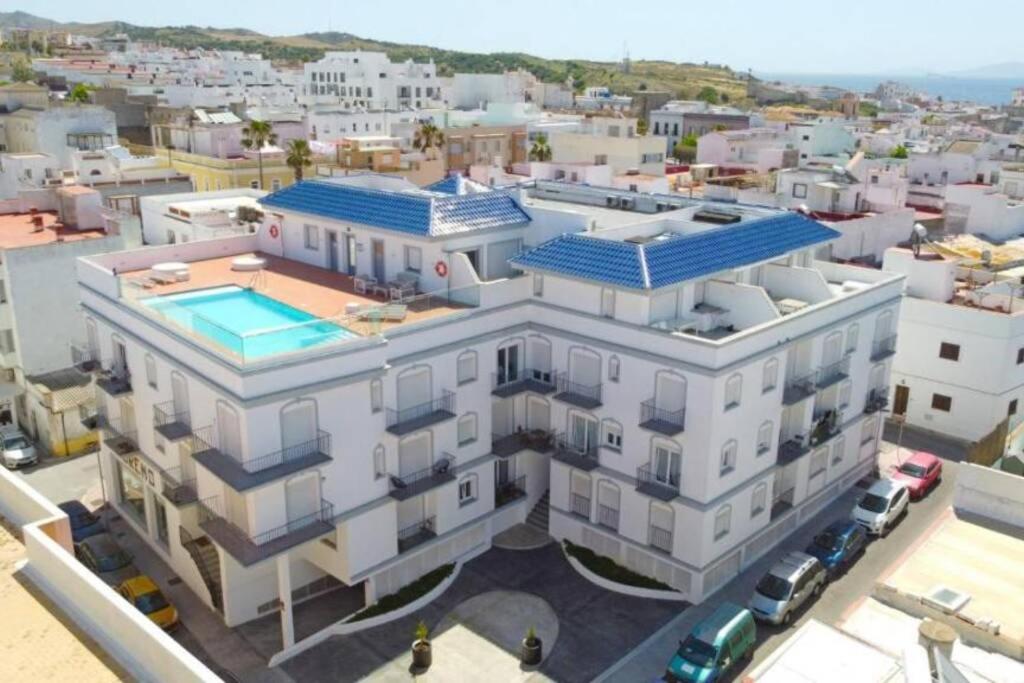 Ferienwohnung Ventura 2 - Centric & Pool - Simplytarifa Exterior foto